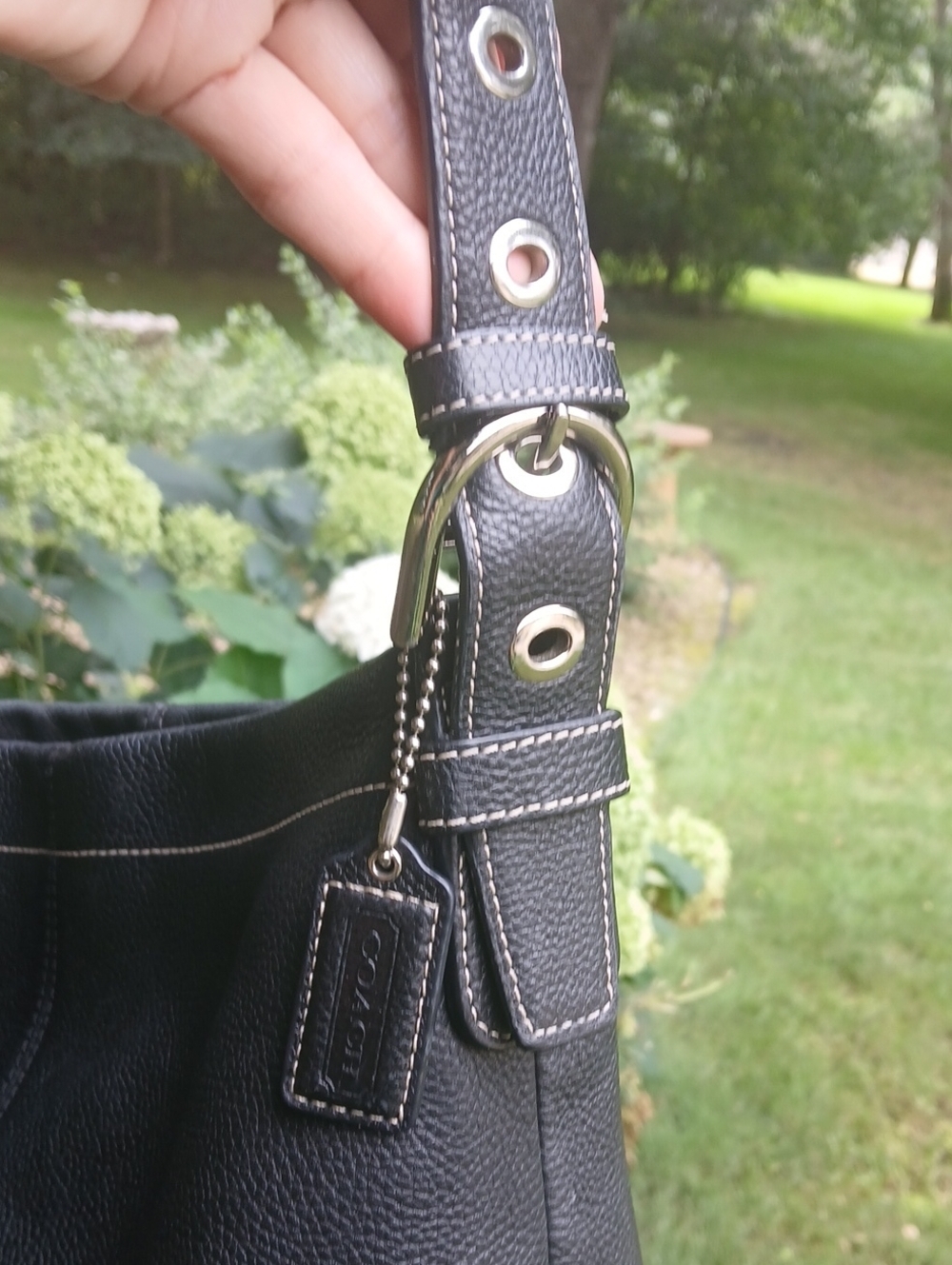 Coach Soho Duffle / Convertible Hobo F15064 - Picture 3 of 16